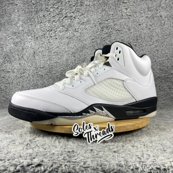 Air Jordan 5 Retro Reverse Metallic Size 16 Men White Black DD0587-110 main image 4